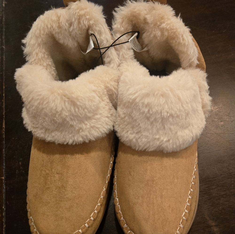 ✨️Dearfoams Cozy Suede Bootie Slippers